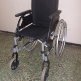 Scaun cu rotile pliabil, dizabilitati,cu 2 suport pt sprijin talpi picioare